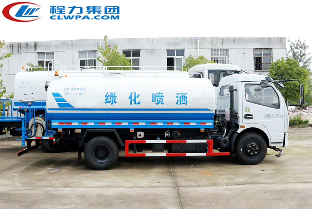 东风8方洒水车_07