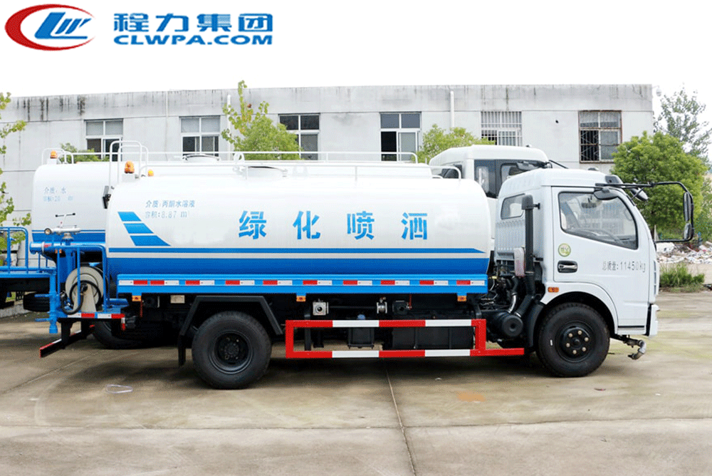 东风8方洒水车_08
