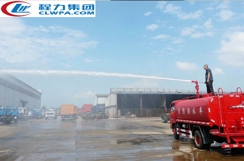东风8吨消防洒水车_11