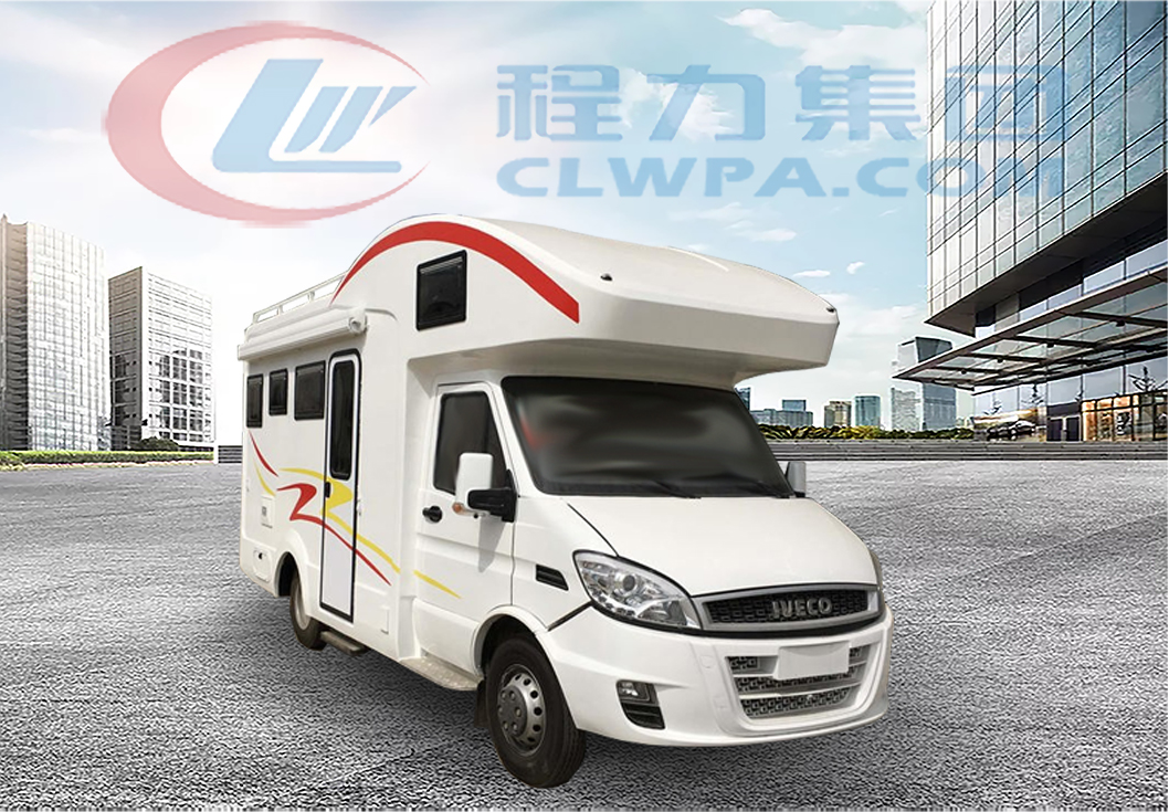 依维柯C型双拓展房车_02