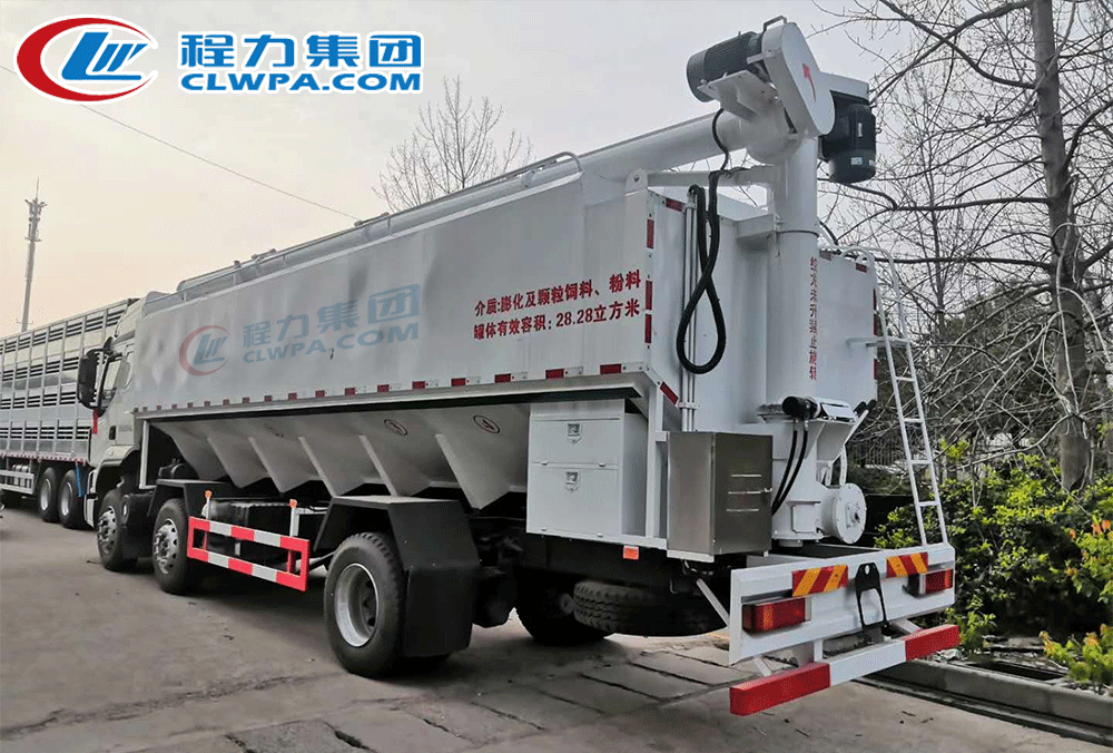 国六柳汽饲料运输车_09